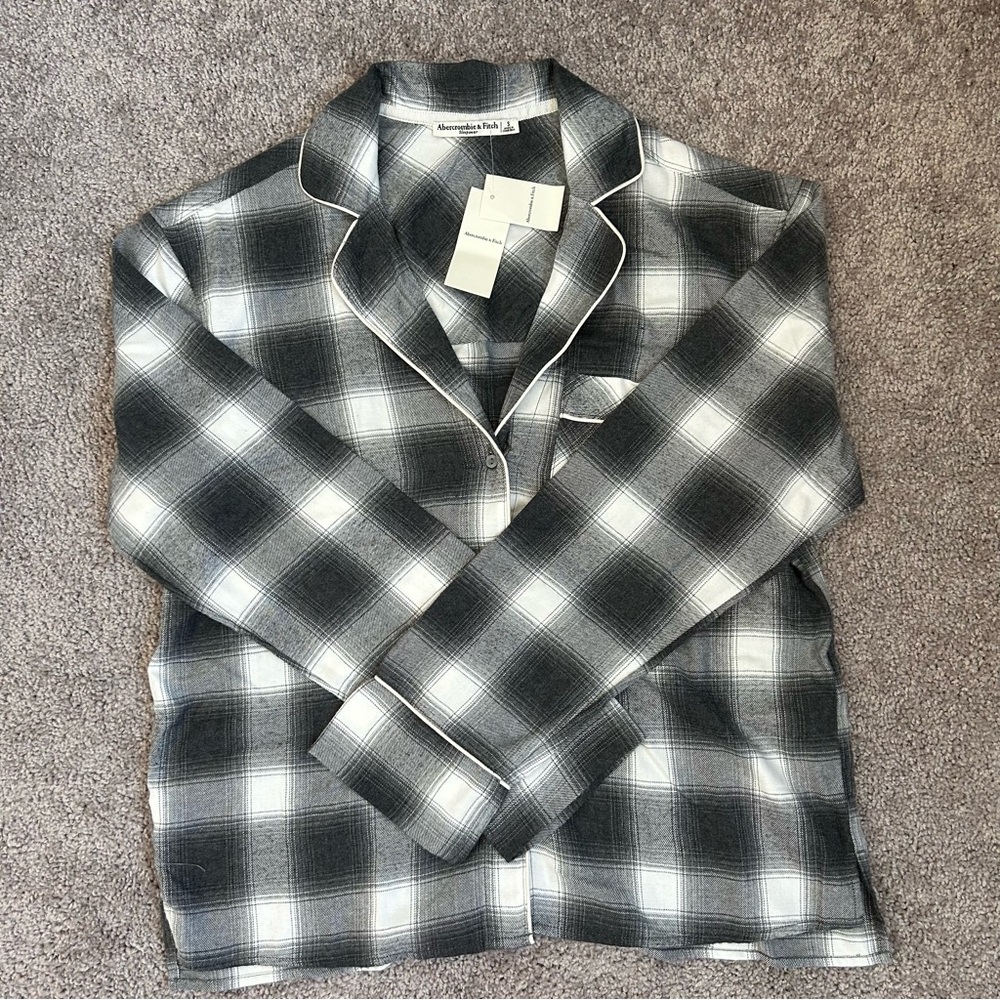 NWT Abercrombie & Fitch Sleep Top
